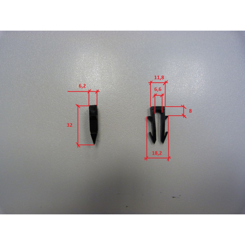 Barrette de 30 crampons de fixation